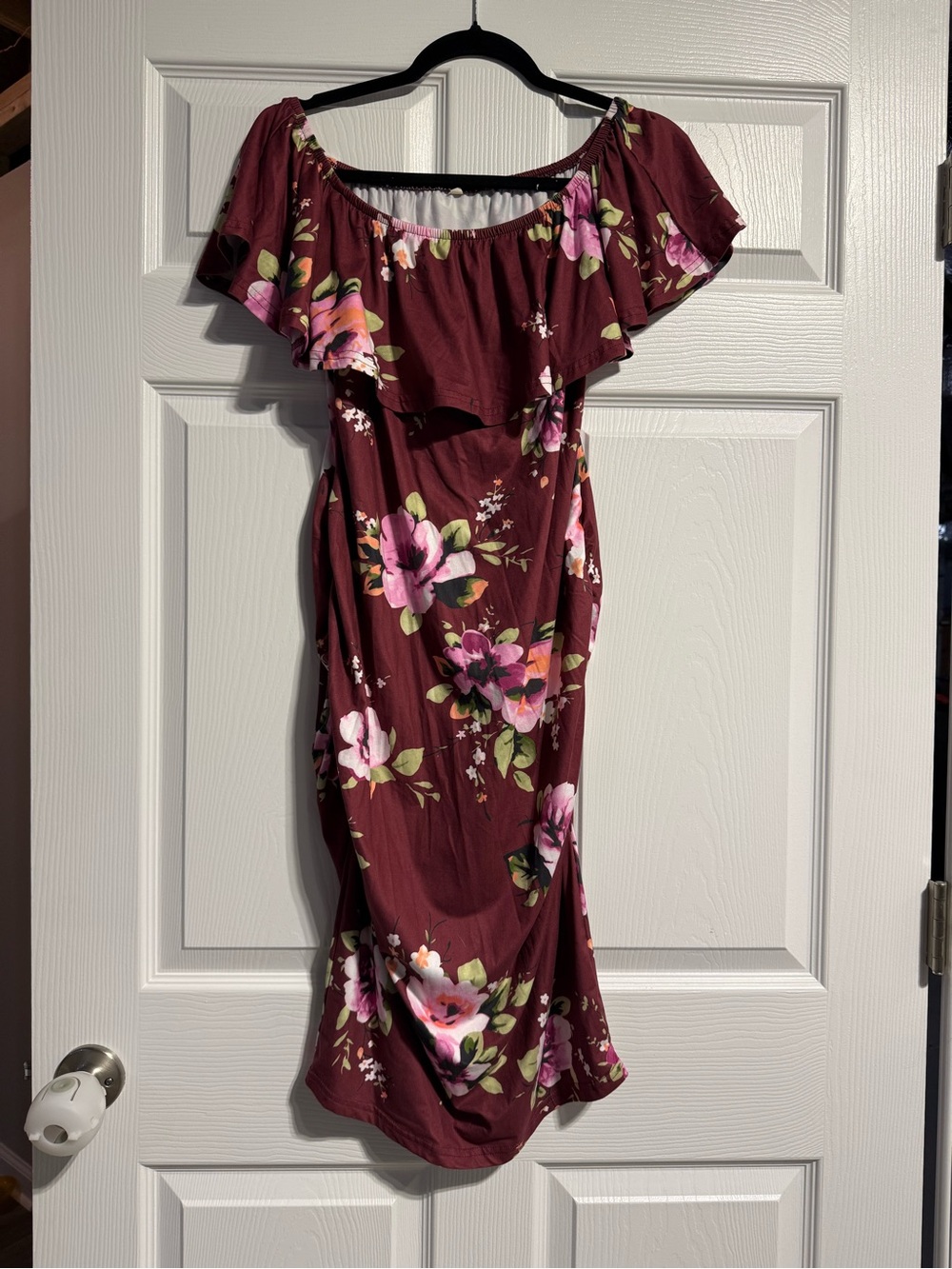 Women’s off shoulder dress with flowers